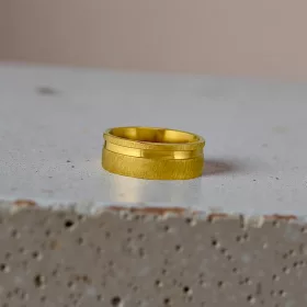 Zephyr Brushed Gold Elegant