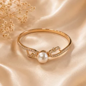 Pearl & Heart Crystal