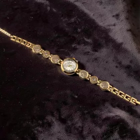 Beige Crystal Point